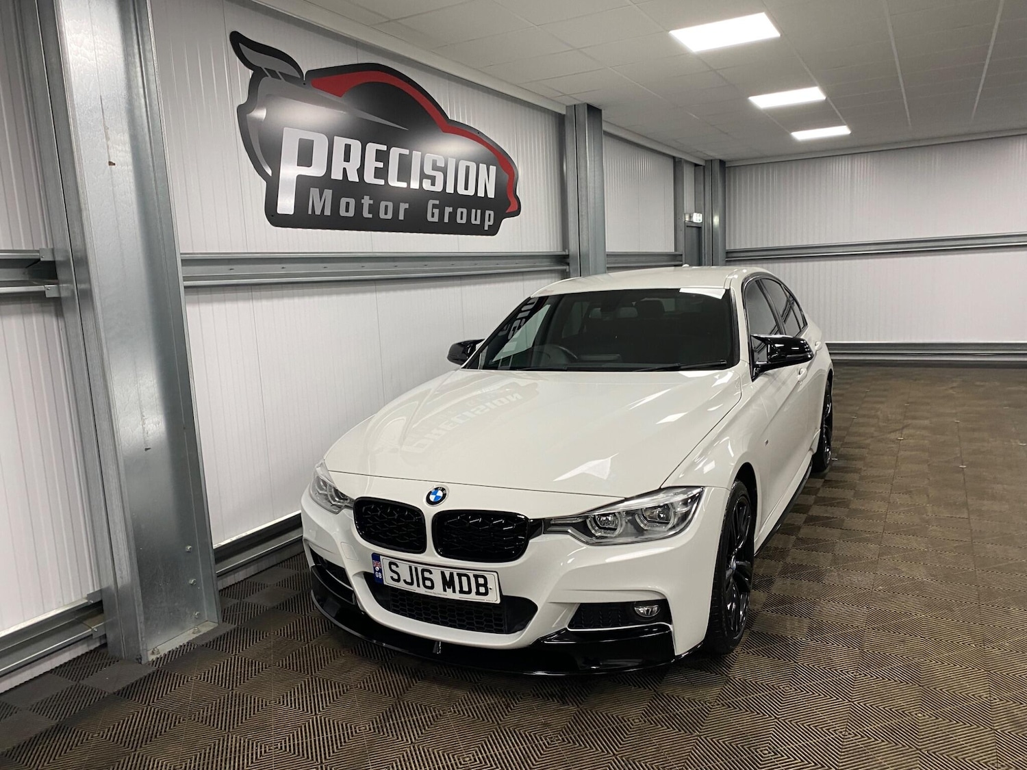 Used BMW 3 Series 2016 for sale - 77377027: Photo 10