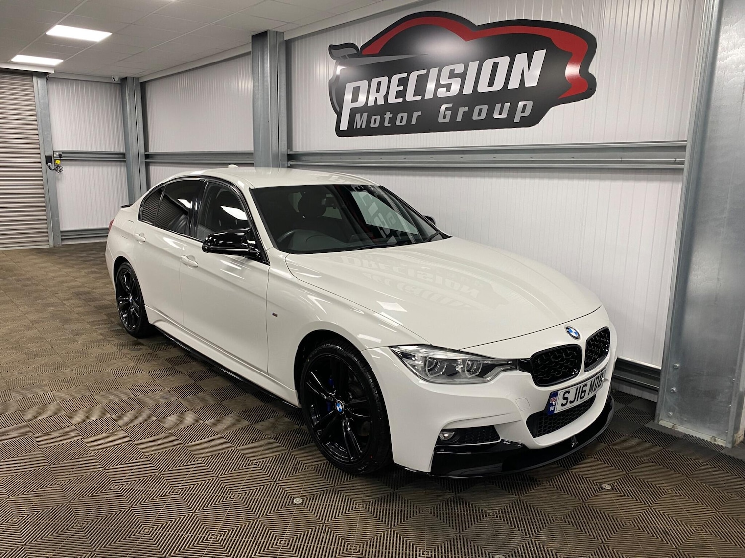 Used BMW 3 Series 2016 for sale - 77377027: Photo 2