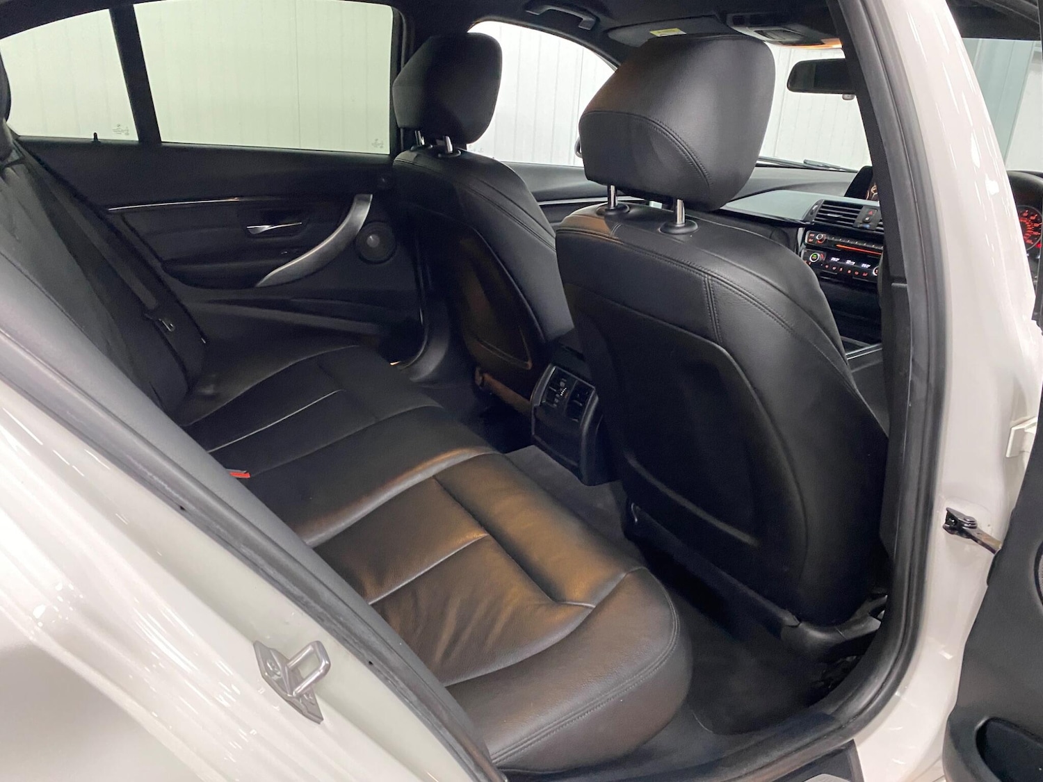 Used BMW 3 Series 2016 for sale - 77377027: Photo 40