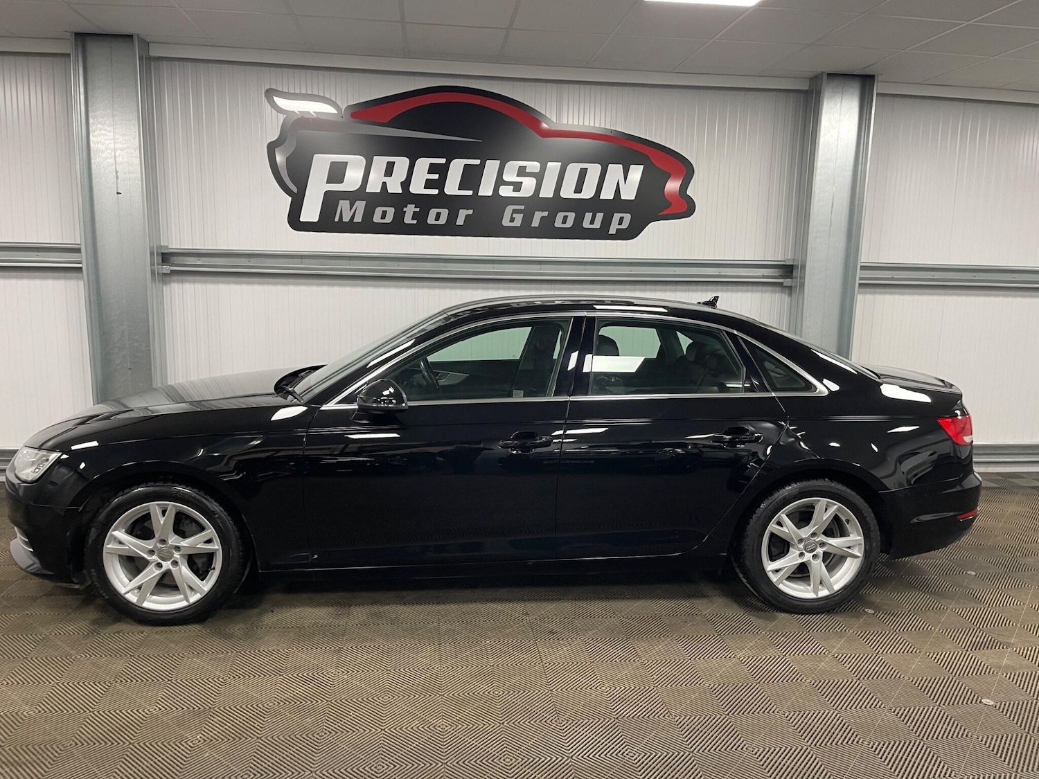 Used Audi A4 2018 for sale - 78085821: Photo 16