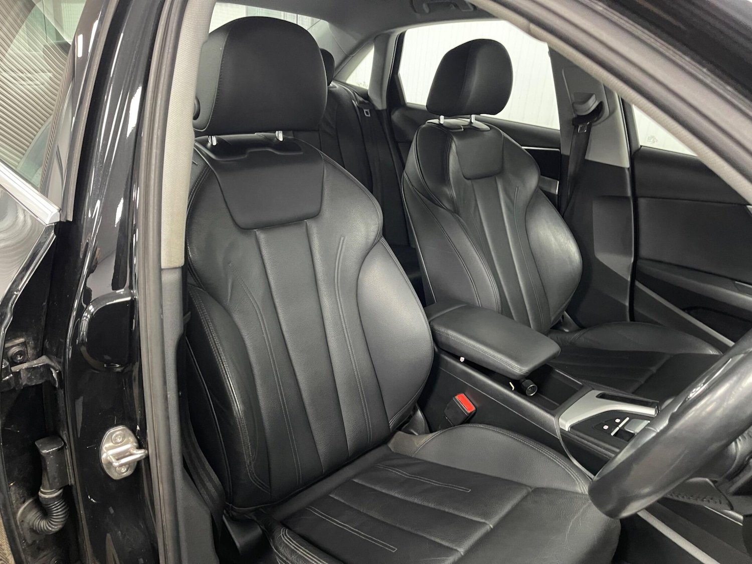 Used Audi A4 2018 for sale - 78085821: Photo 33