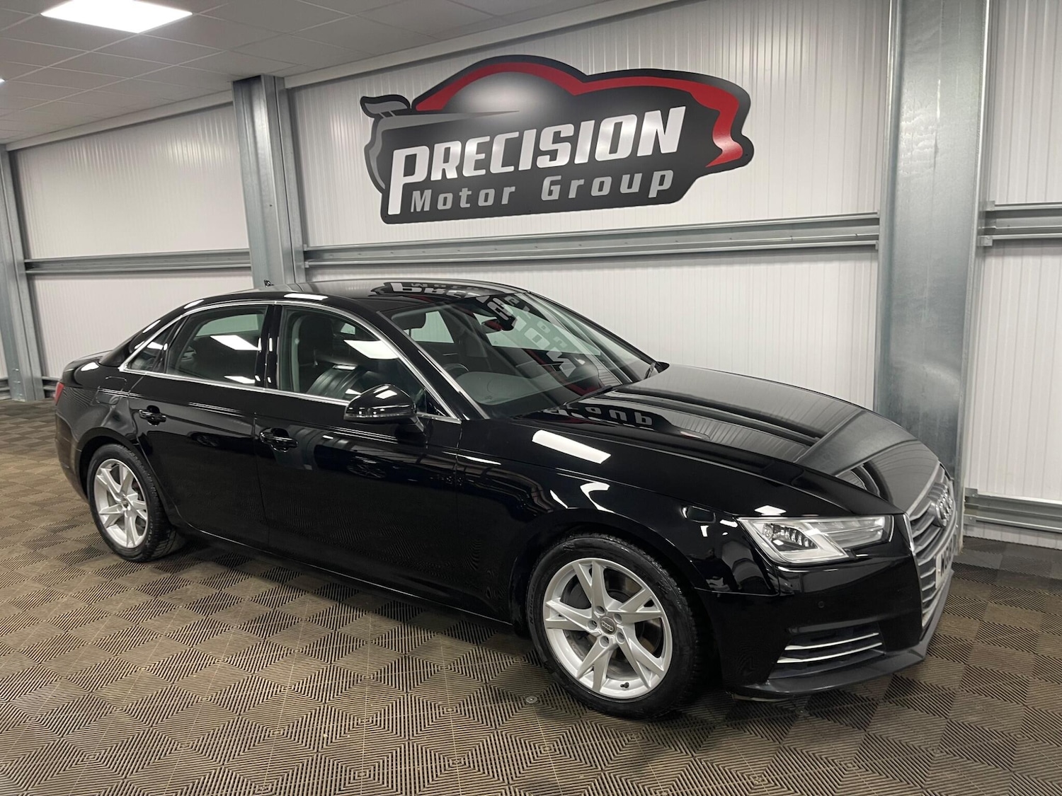 Used Audi A4 2018 for sale - 78085821: Photo 4