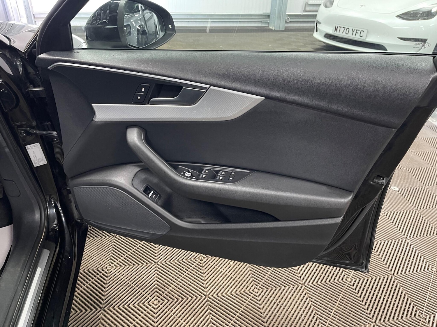 Used Audi A4 2018 for sale - 78085821: Photo 42