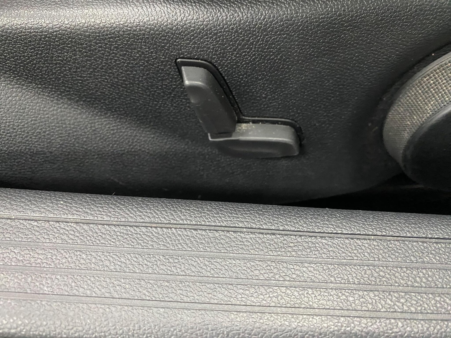 Used Mercedes-Benz E Class 2014 for sale - 77067309: Photo 37