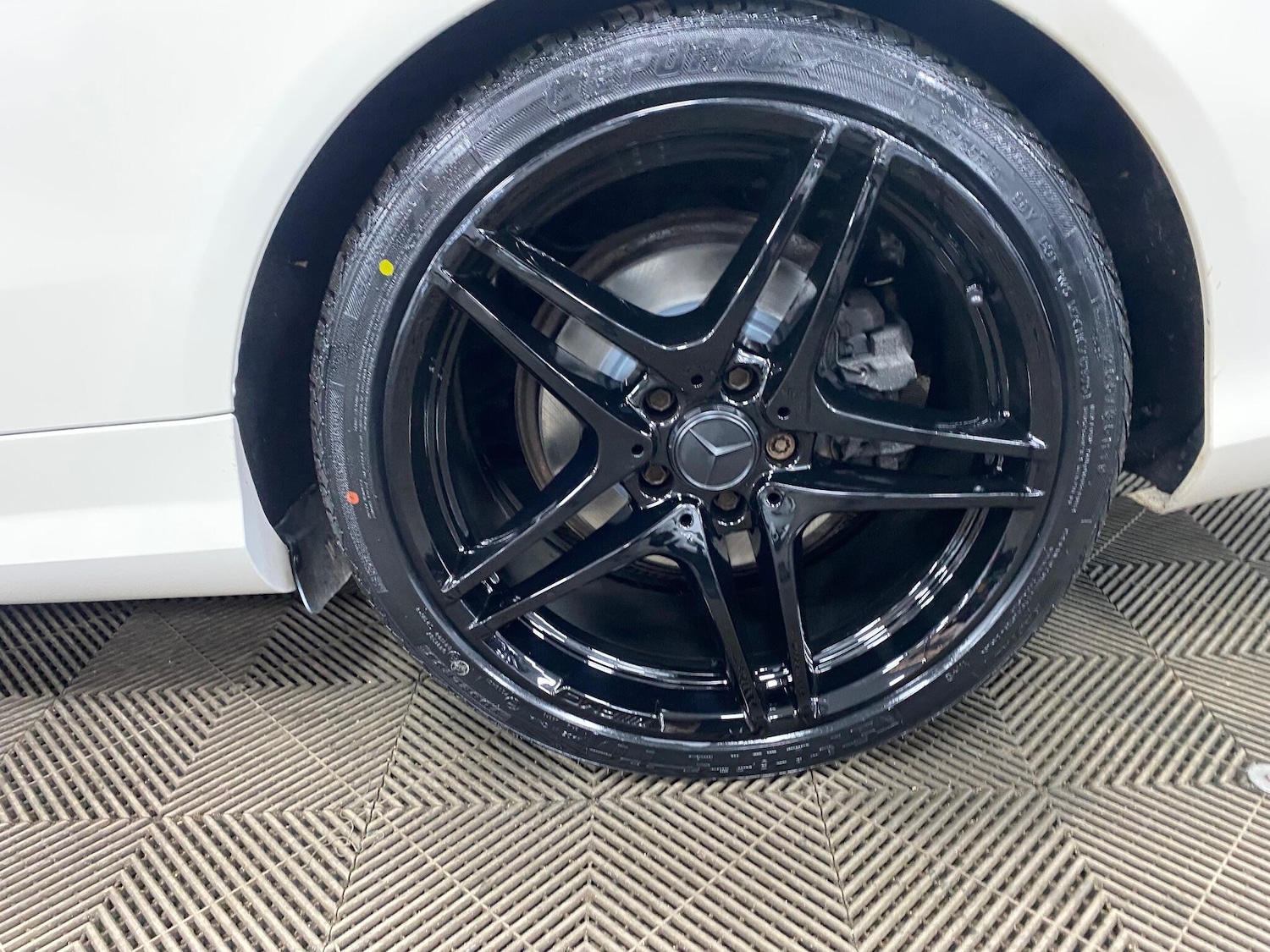 Used Mercedes-Benz E Class 2014 for sale - 77067309: Photo 41