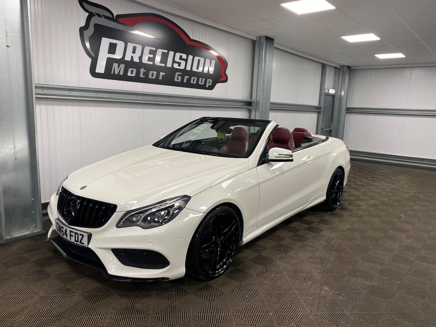 Used Mercedes-Benz E Class 2014 for sale - 77067309: Photo 9