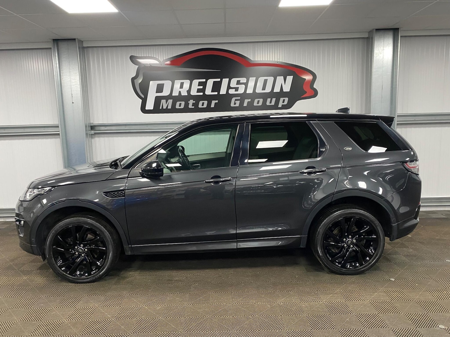 Used Land Rover Discovery Sport 2018 for sale - 76537957: Photo 14
