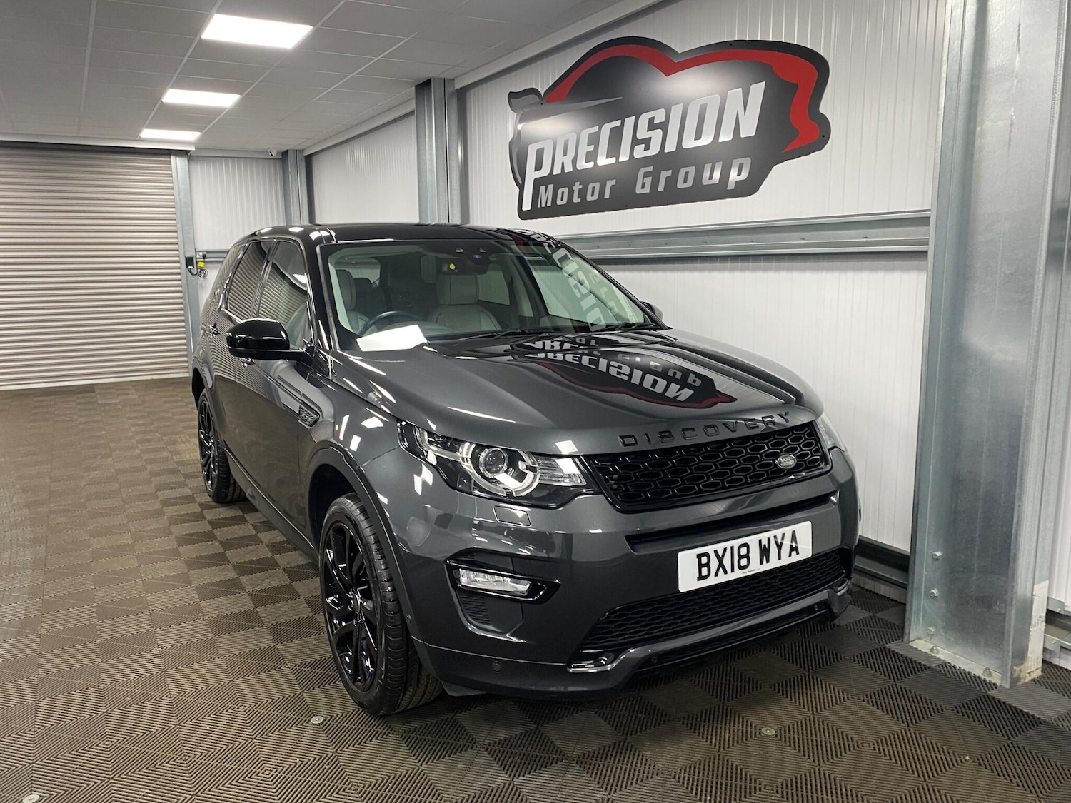 Used Land Rover Discovery Sport 2018 for sale - 76537957: Photo 2