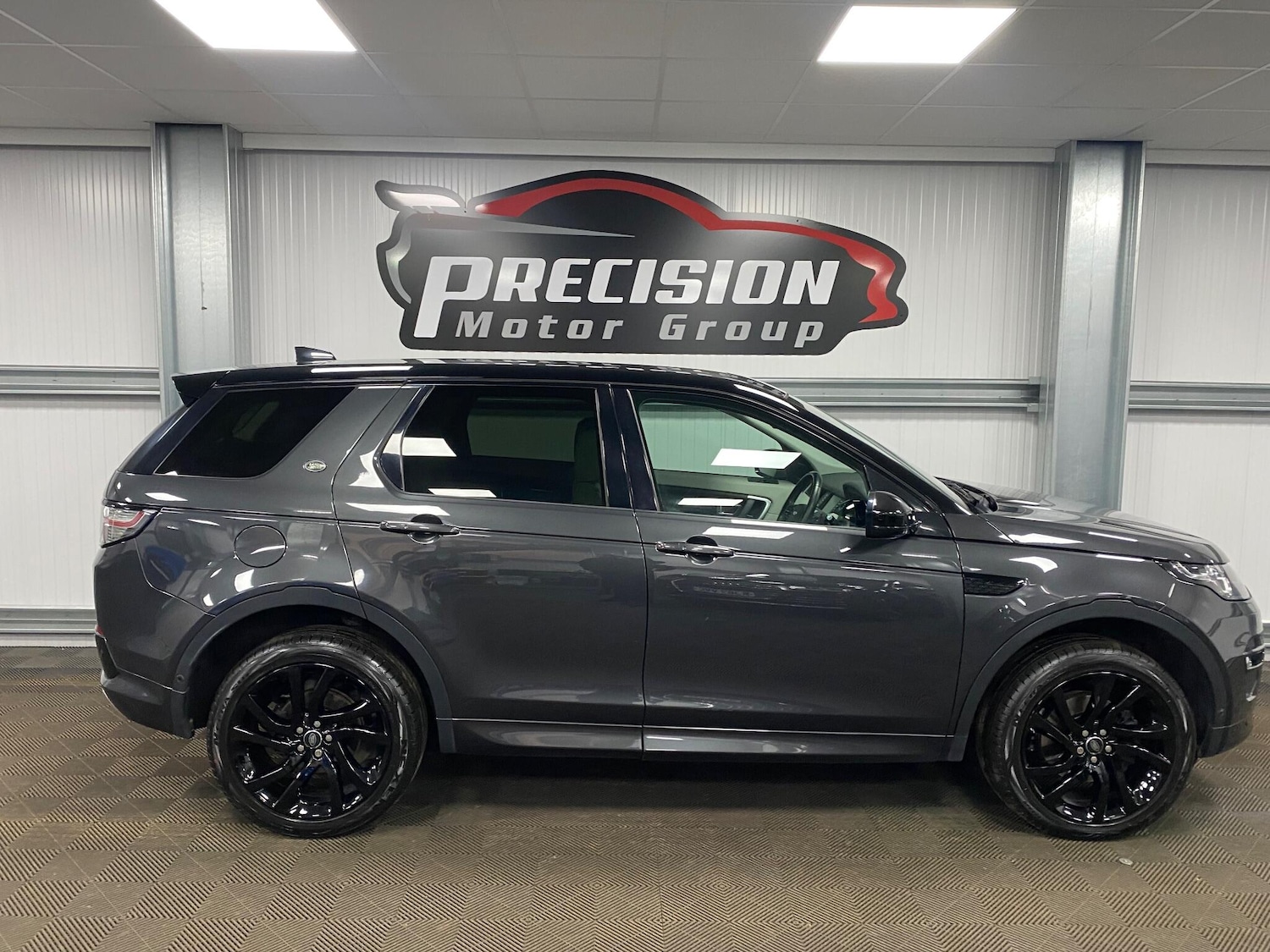 Used Land Rover Discovery Sport 2018 for sale - 76537957: Photo 26