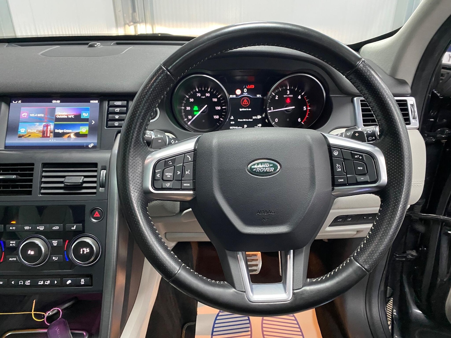 Used Land Rover Discovery Sport 2018 for sale - 76537957: Photo 32