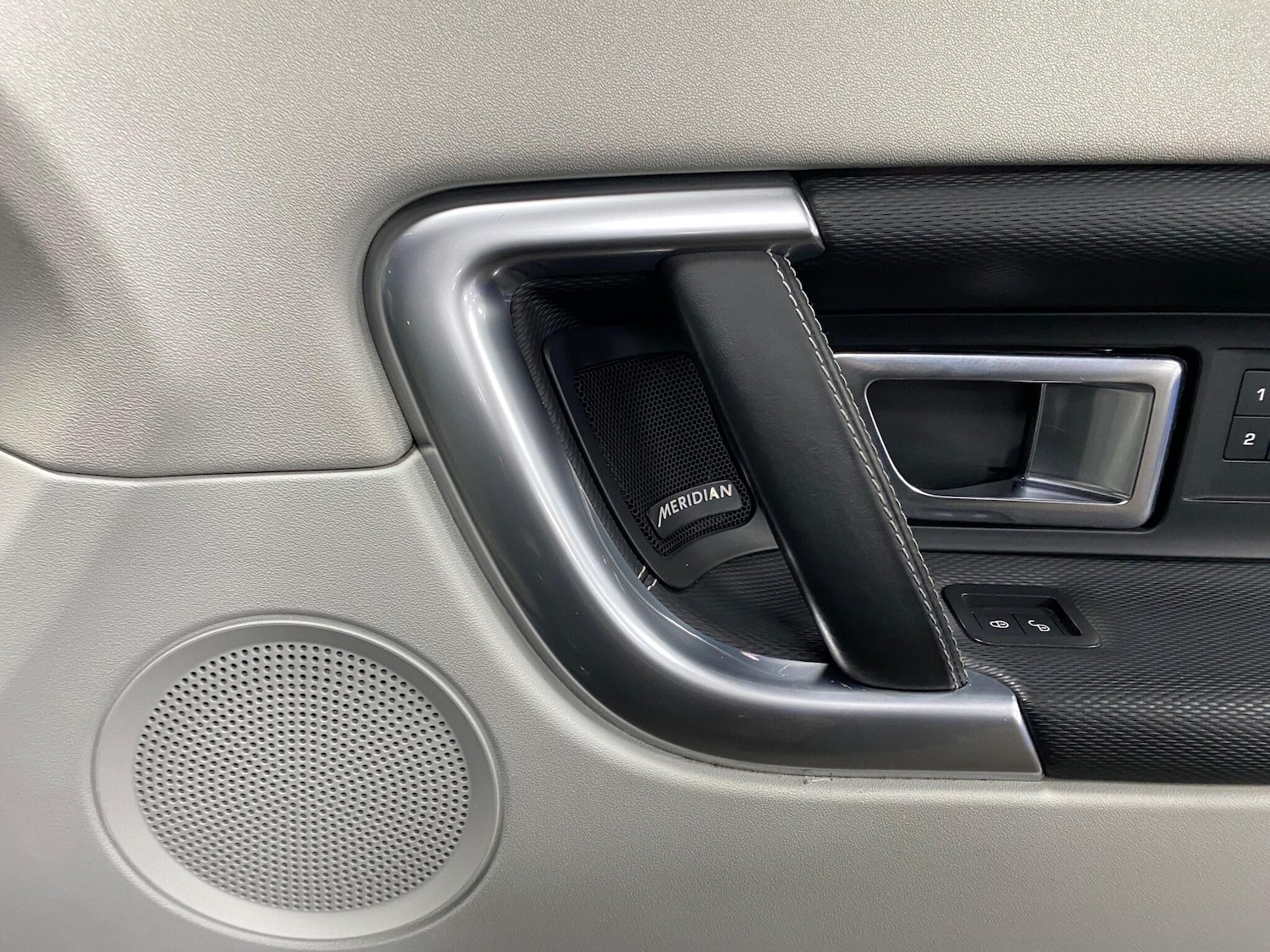 Used Land Rover Discovery Sport 2018 for sale - 76537957: Photo 46