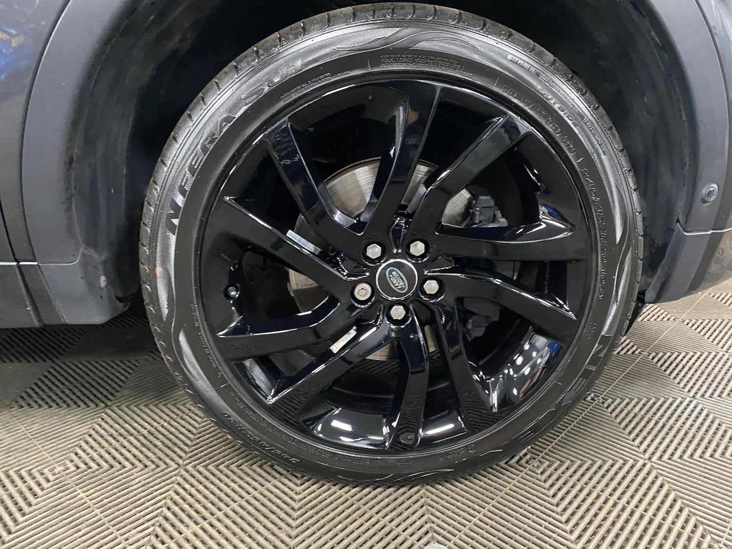 Used Land Rover Discovery Sport 2018 for sale - 76537957: Photo 53