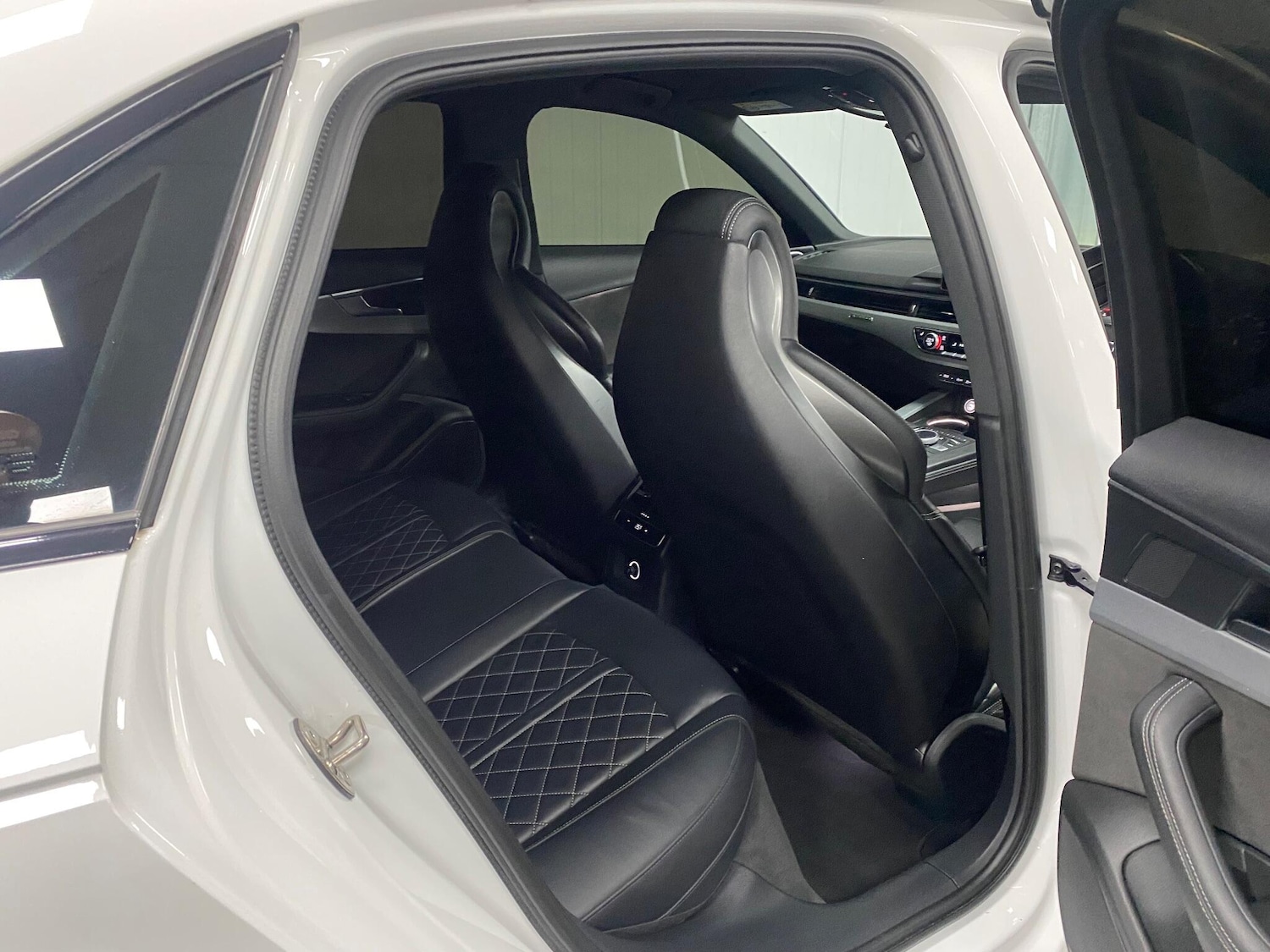 Used Audi A4 2018 for sale - 76994060: Photo 39