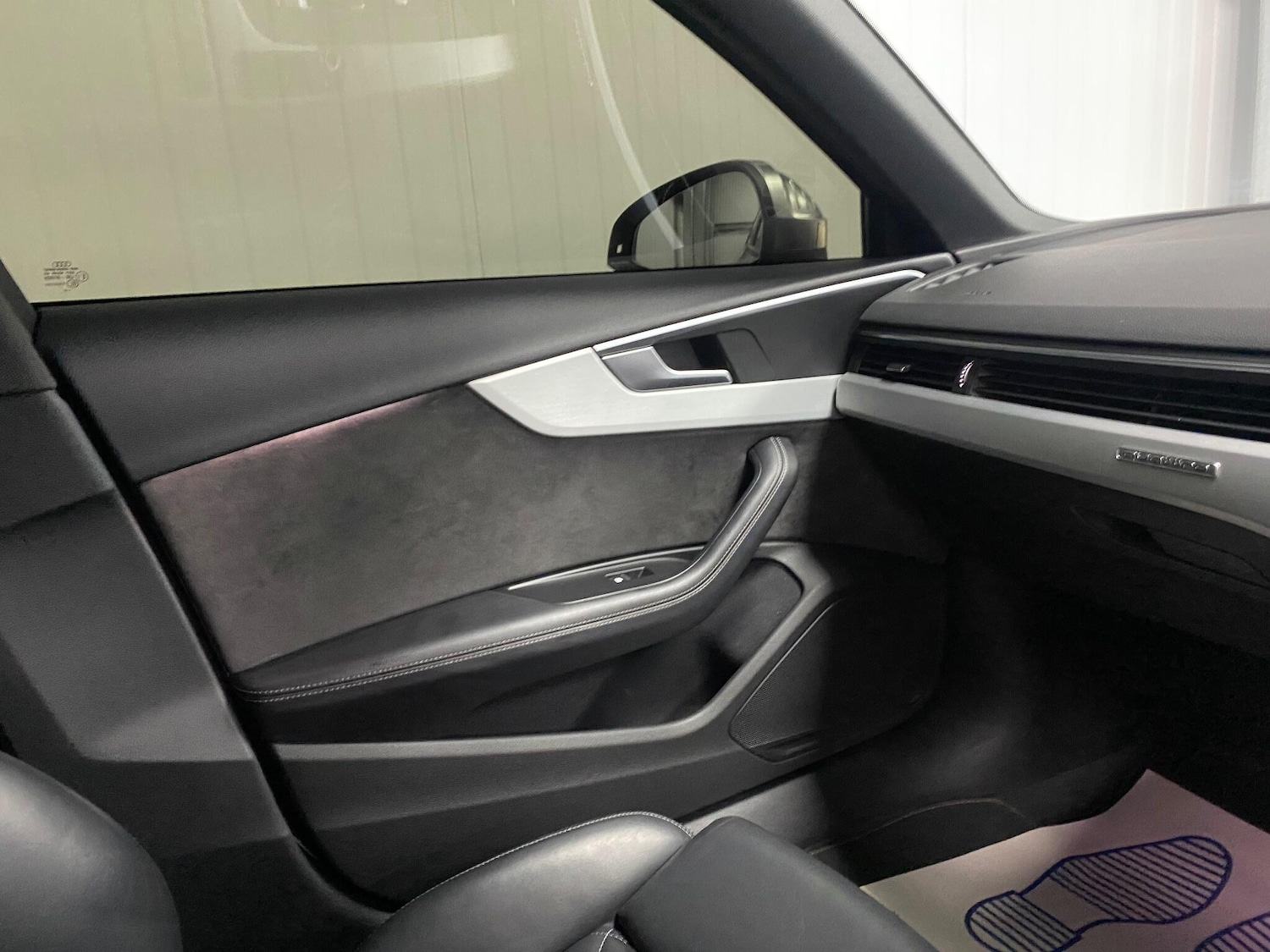 Used Audi A4 2018 for sale - 76994060: Photo 46