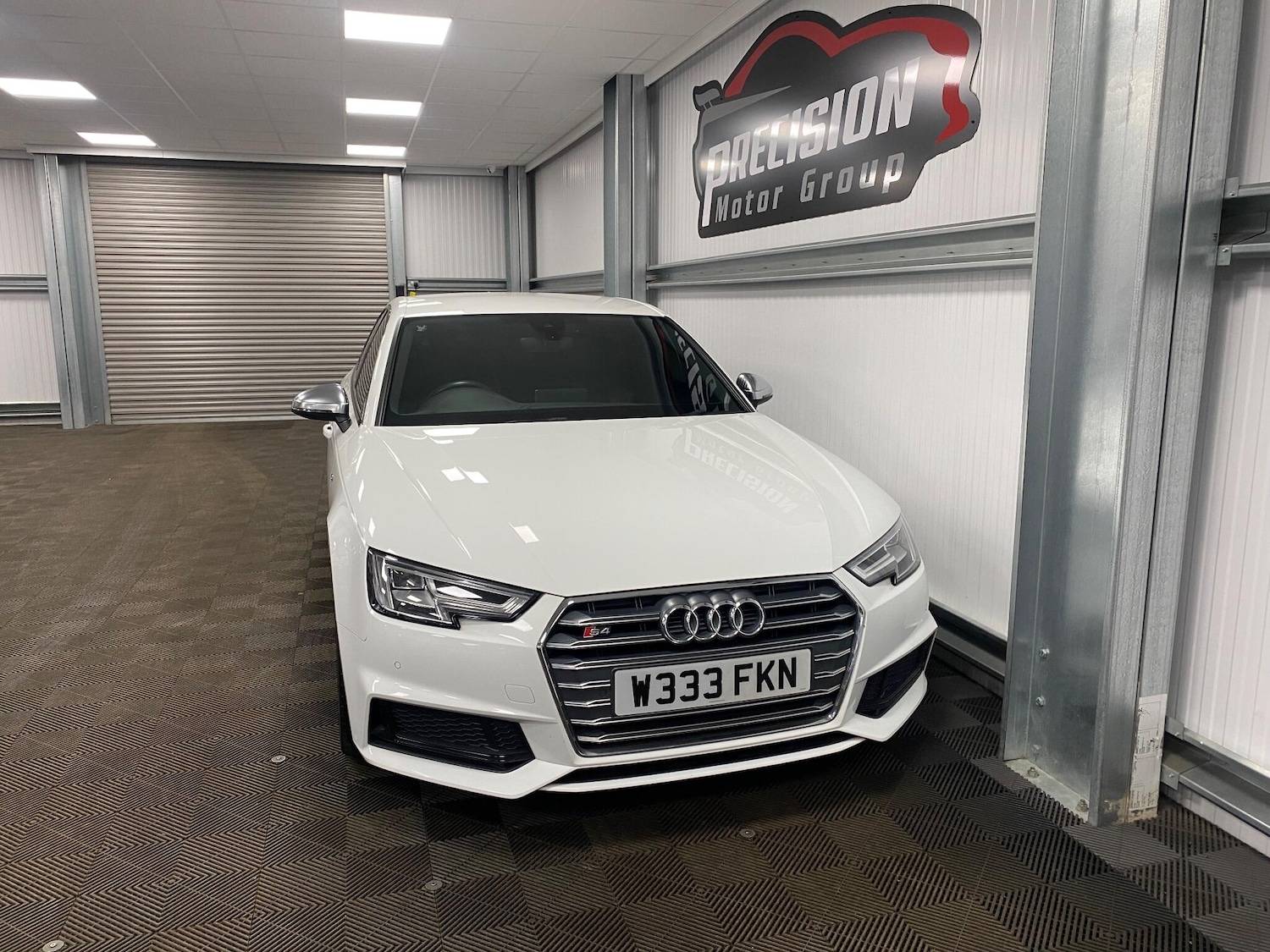 Used Audi A4 2018 for sale - 76994060: Photo 9