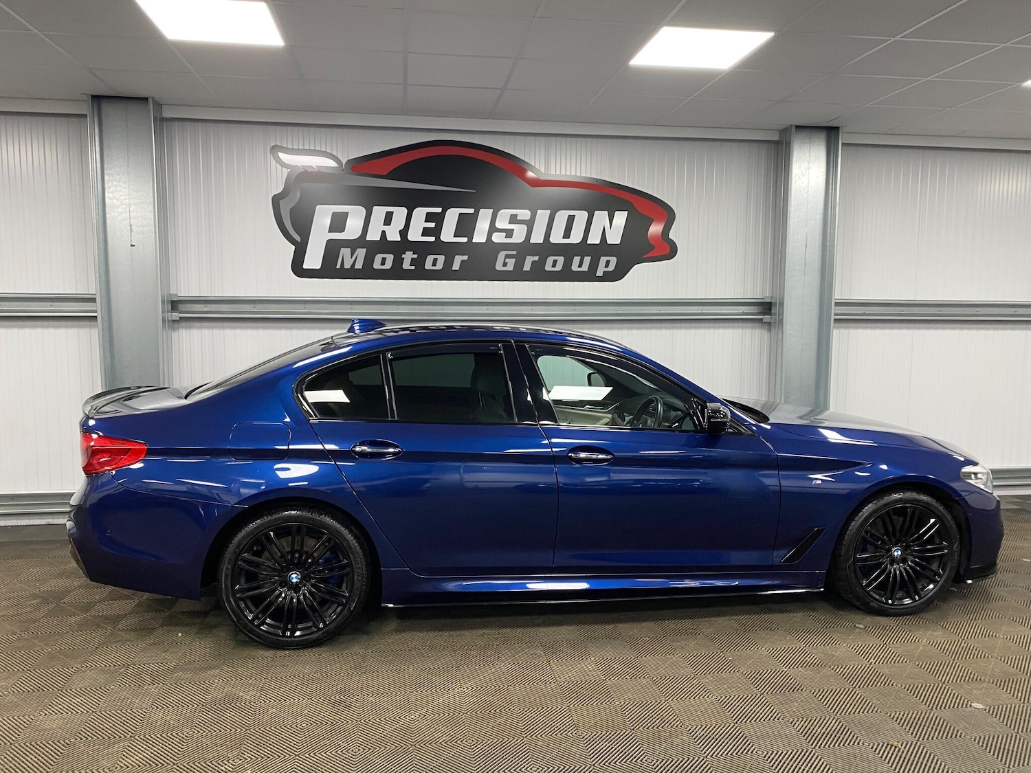 Used BMW 5 Series 2017 for sale - 76866581: Photo 22