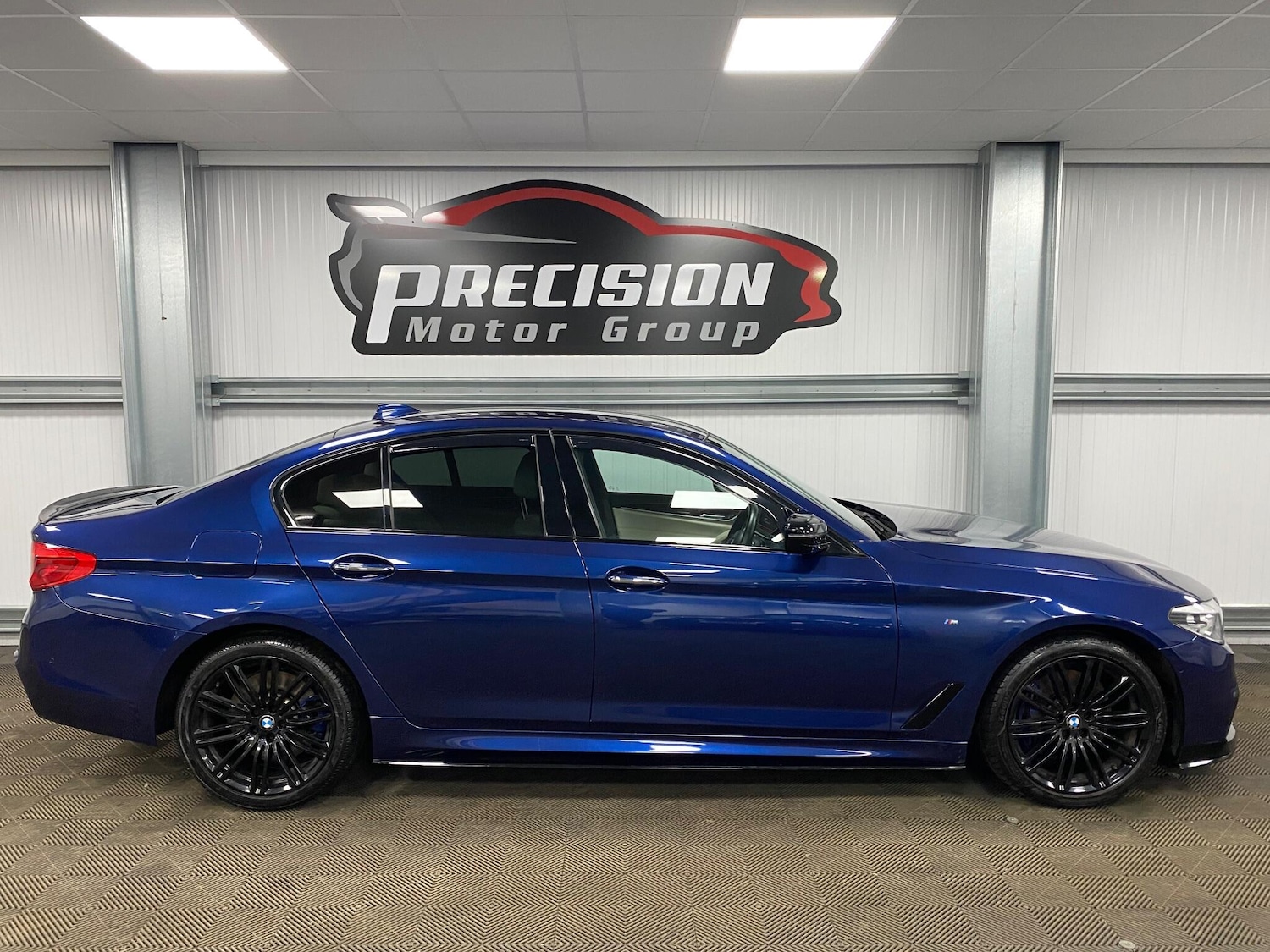 Used BMW 5 Series 2017 for sale - 76866581: Photo 23