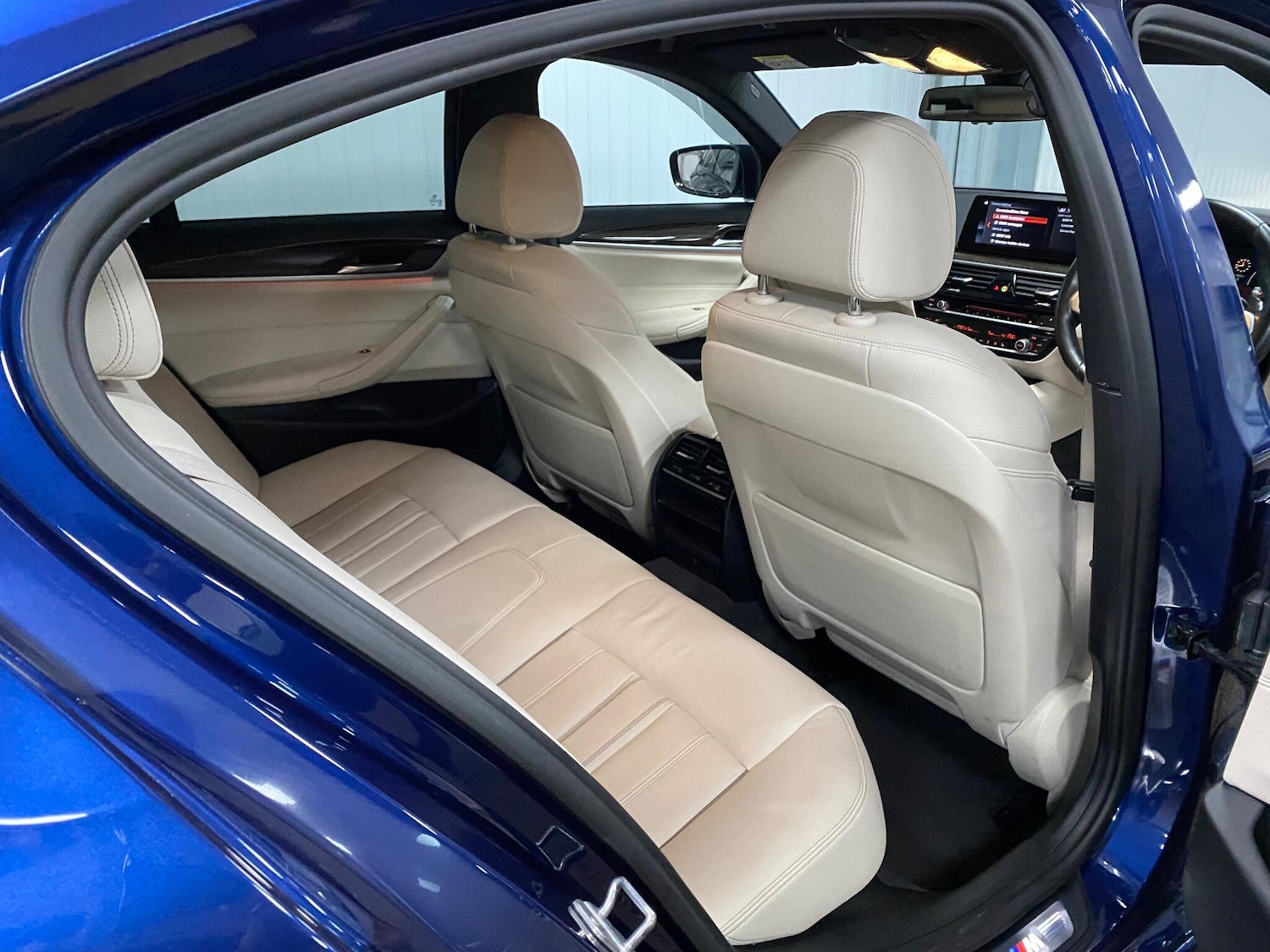 Used BMW 5 Series 2017 for sale - 76866581: Photo 36