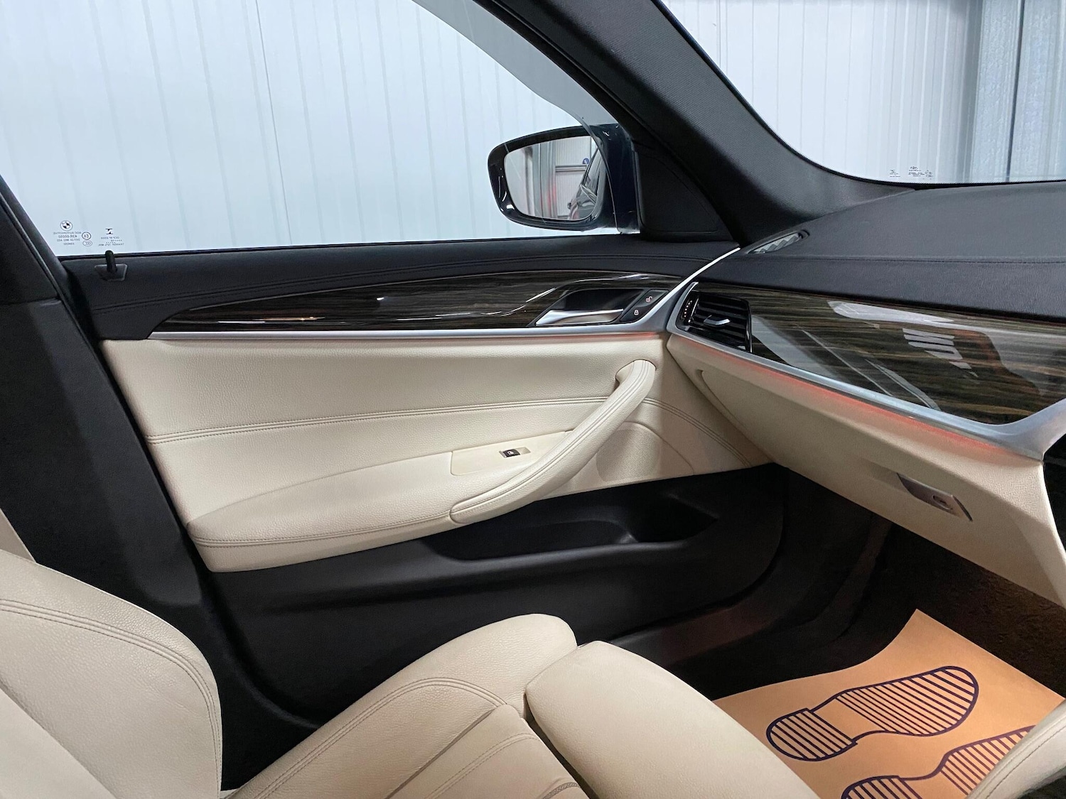 Used BMW 5 Series 2017 for sale - 76866581: Photo 44