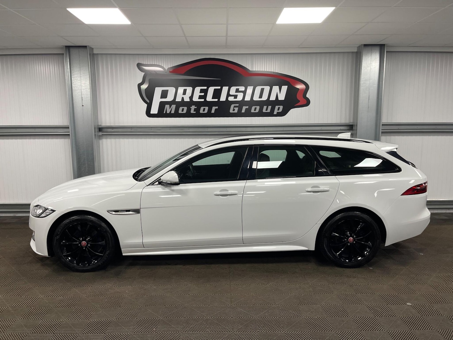 Used Jaguar XF 2018 for sale - 78085714: Photo 14