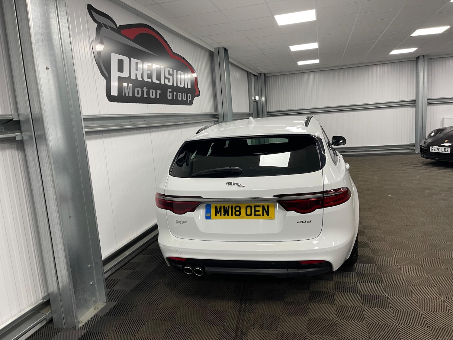 Used Jaguar XF 2018 for sale - 78085714: Photo 27