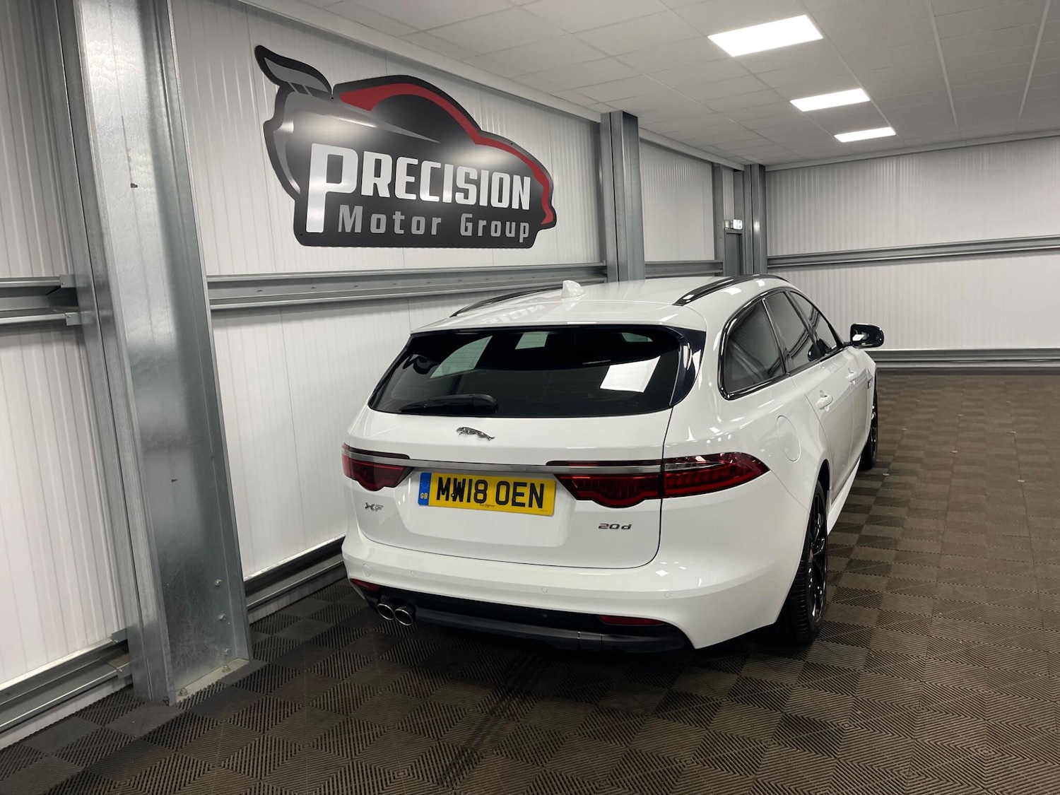 Used Jaguar XF 2018 for sale - 78085714: Photo 30