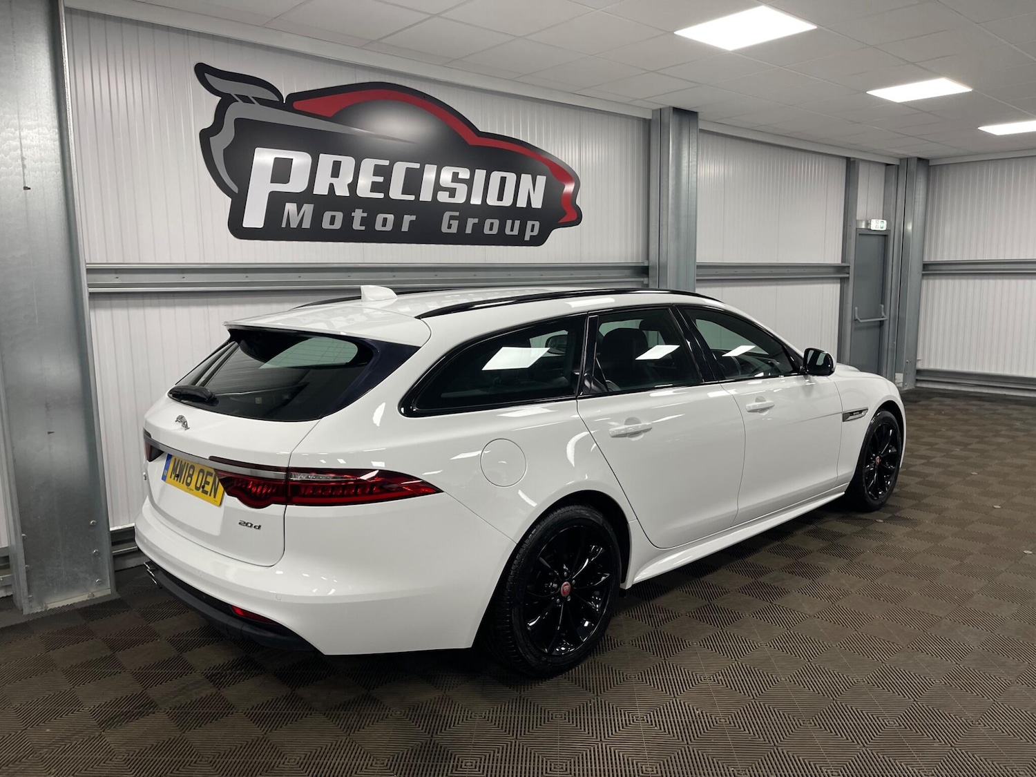 Used Jaguar XF 2018 for sale - 78085714: Photo 31