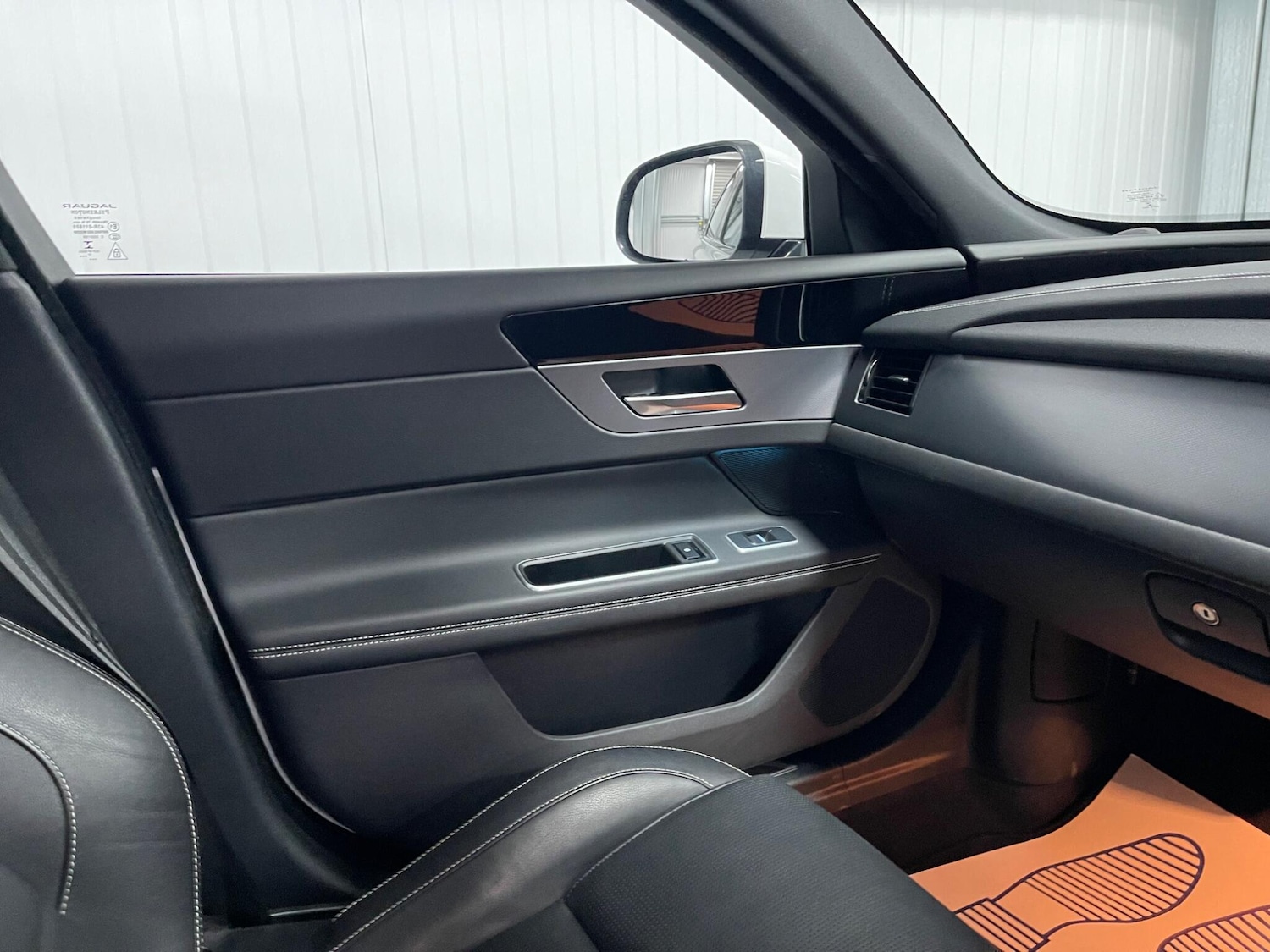 Used Jaguar XF 2018 for sale - 78085714: Photo 48