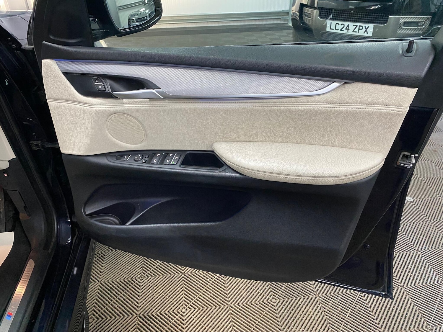 Used BMW X5 2016 for sale - 77229307: Photo 45