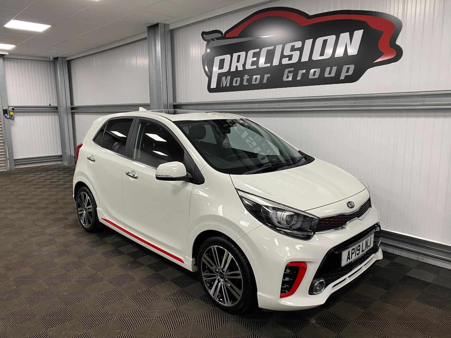 Used Kia Picanto 2019 for sale - 76179471: Photo 2