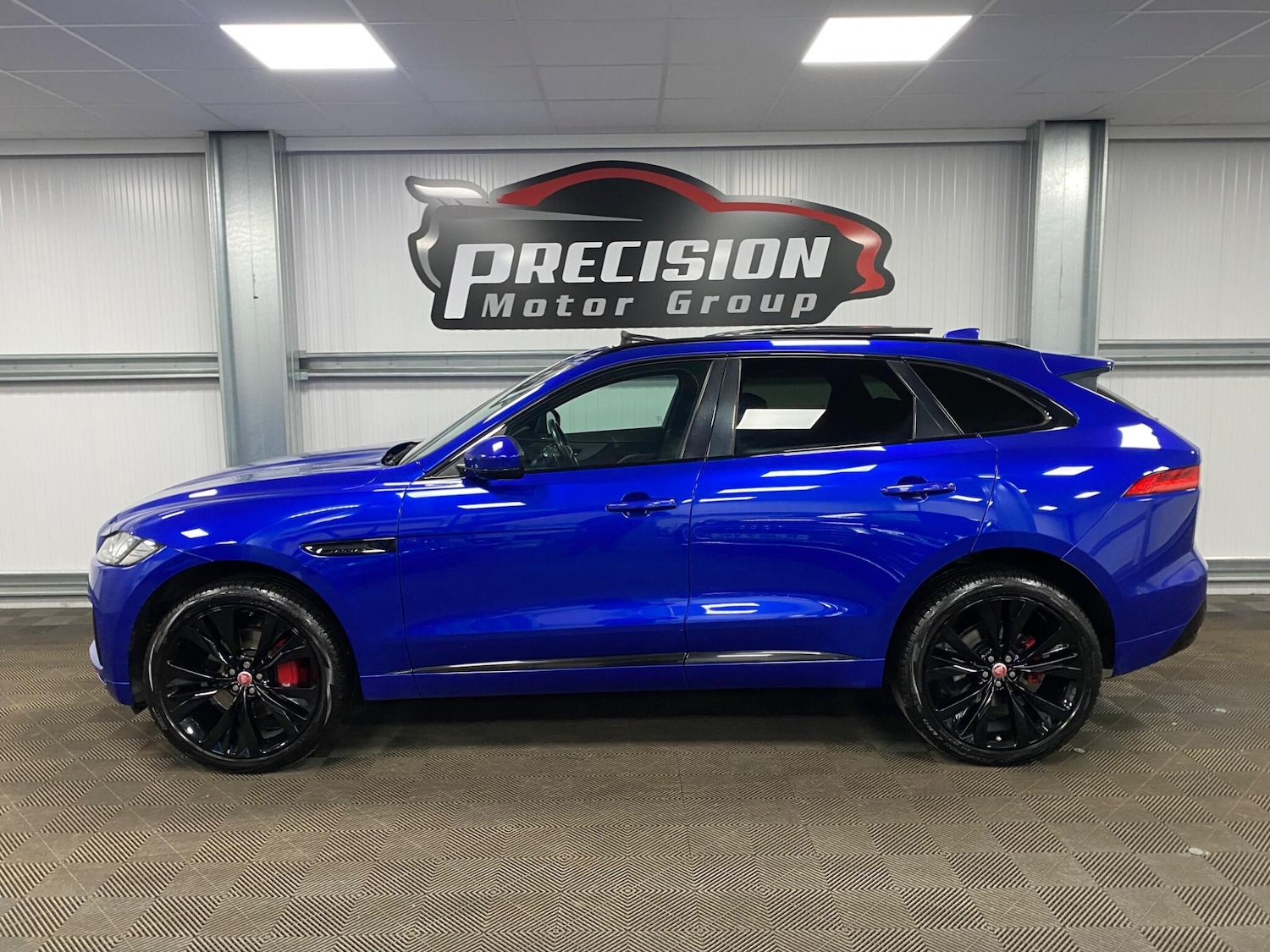 Used Jaguar F-Pace 2017 for sale - 76952502: Photo 19