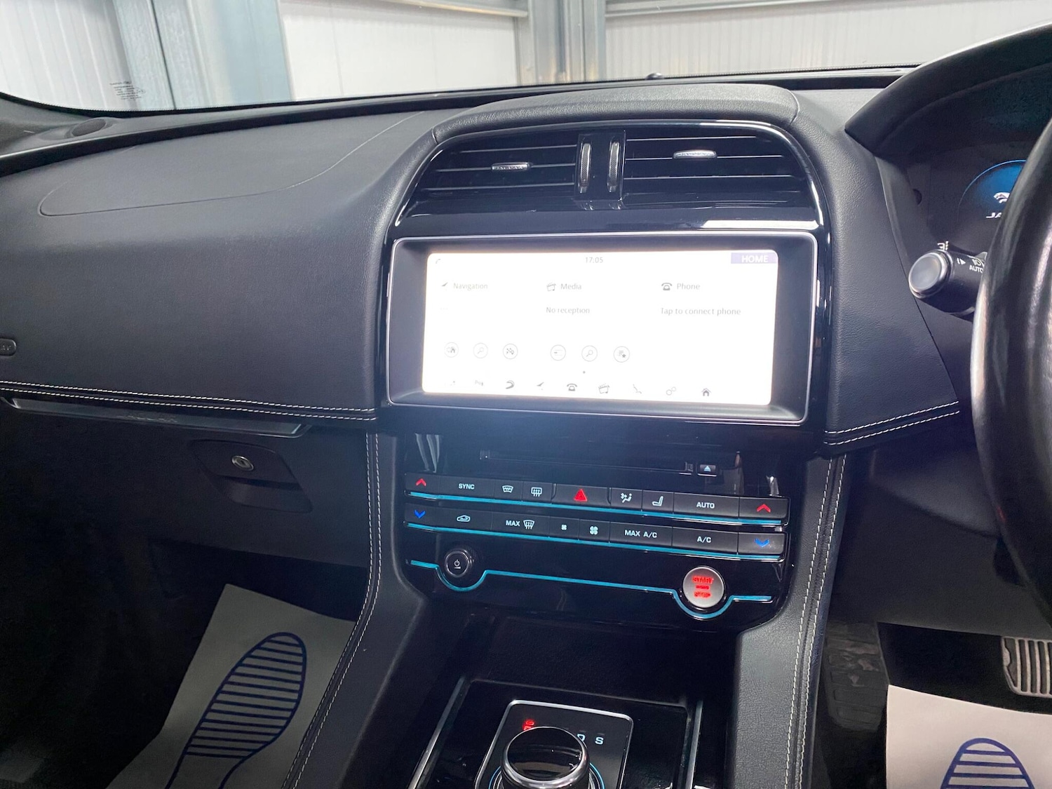 Used Jaguar F-Pace 2017 for sale - 76952502: Photo 53