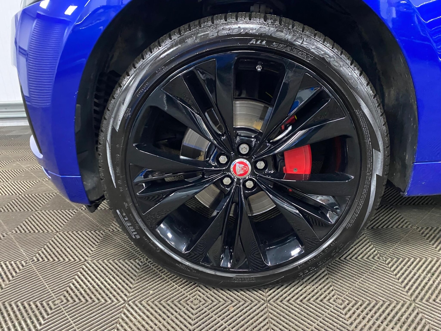 Used Jaguar F-Pace 2017 for sale - 76952502: Photo 57