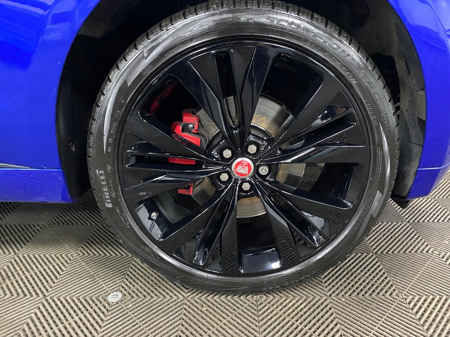 Used Jaguar F-Pace 2017 for sale - 76952502: Photo 58