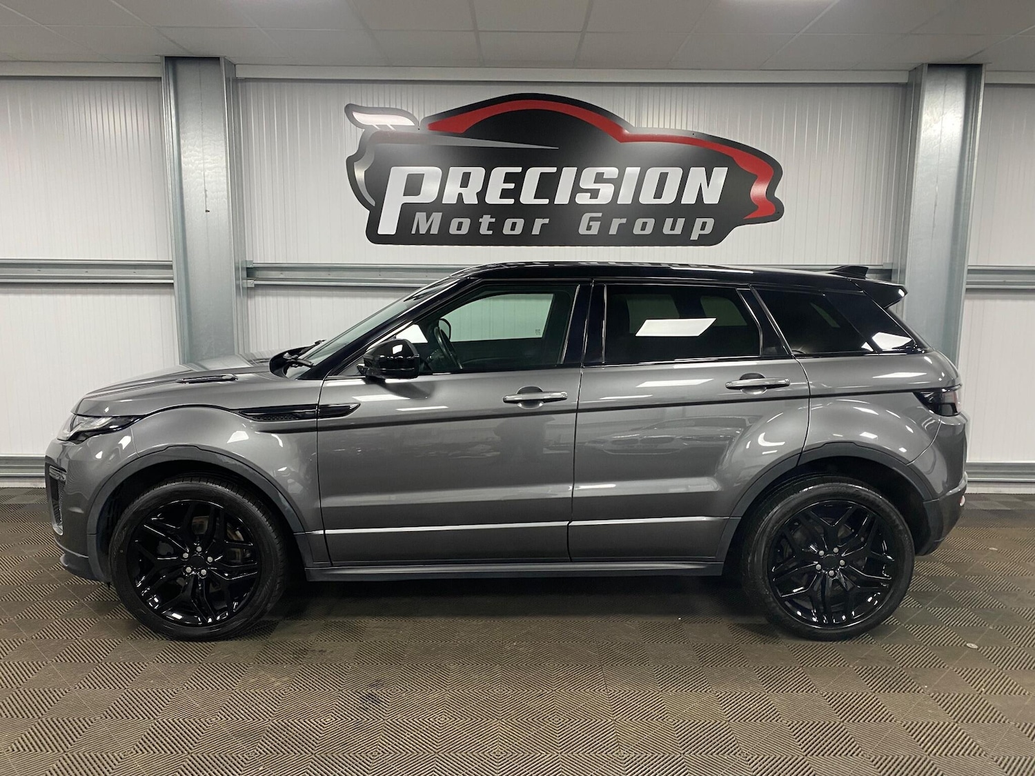 Used Land Rover Range Rover Evoque 2018 for sale - 76953587: Photo 17