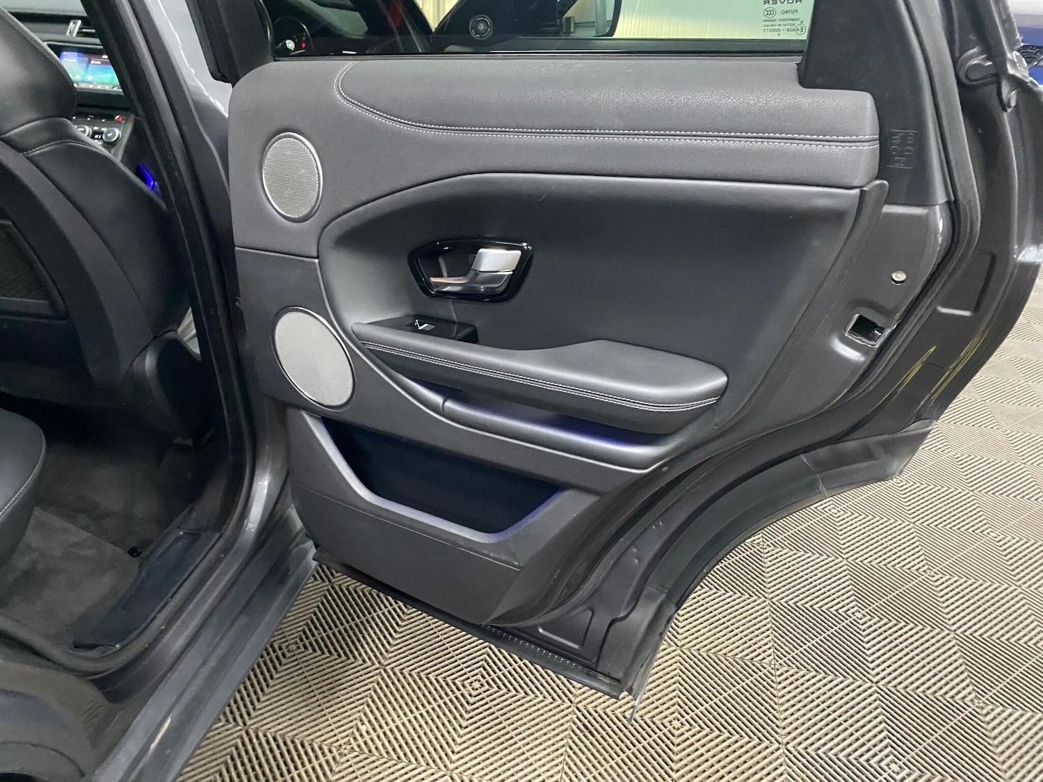 Used Land Rover Range Rover Evoque 2018 for sale - 76953587: Photo 44