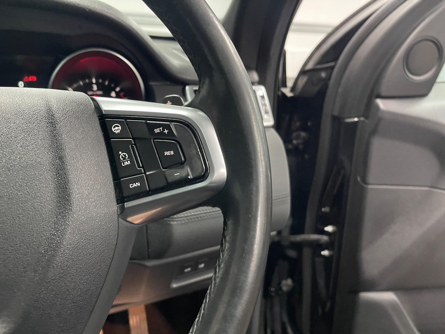 Used Land Rover Discovery Sport 2019 for sale - 77658794: Photo 37