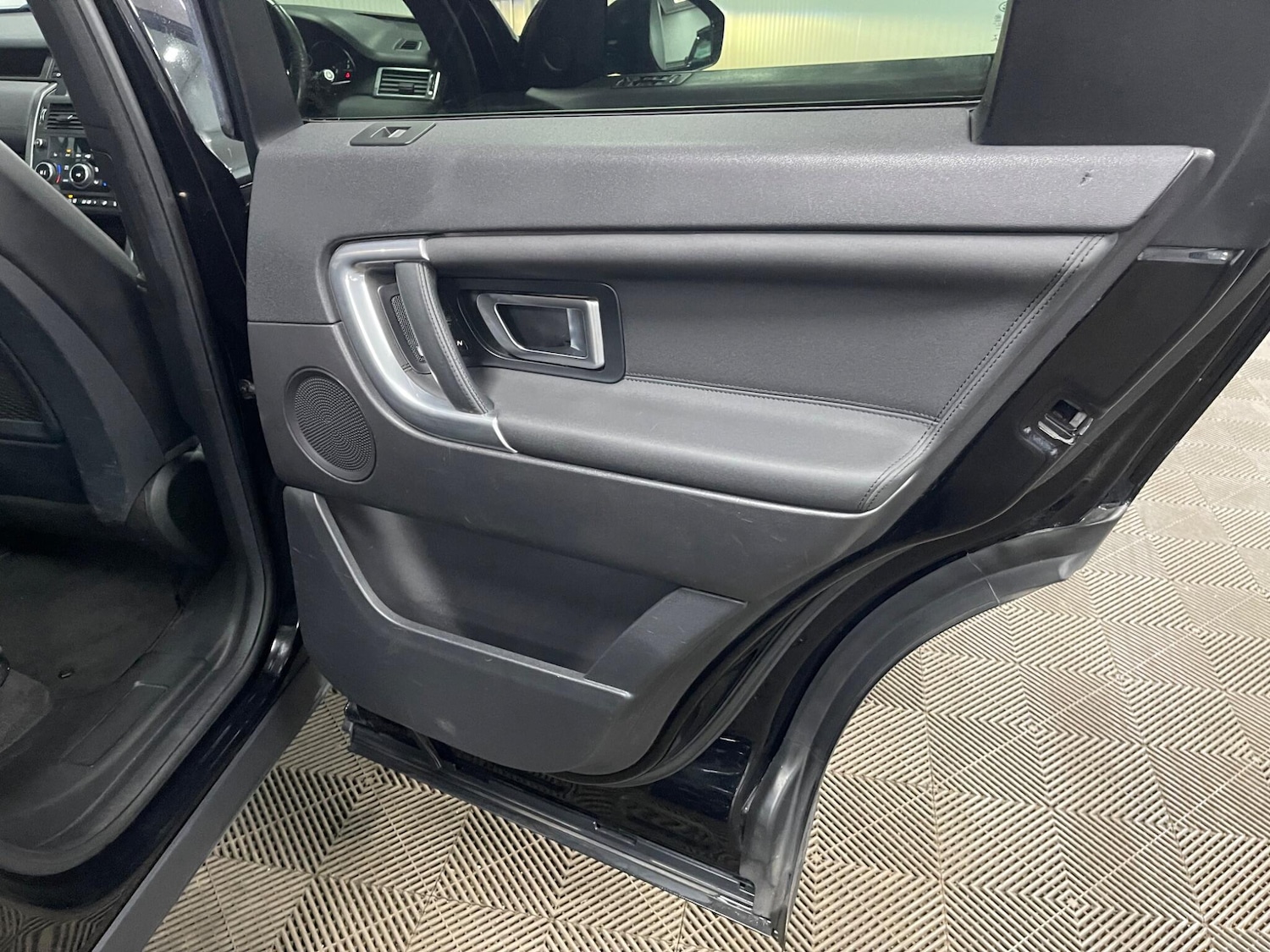 Used Land Rover Discovery Sport 2019 for sale - 77658794: Photo 42