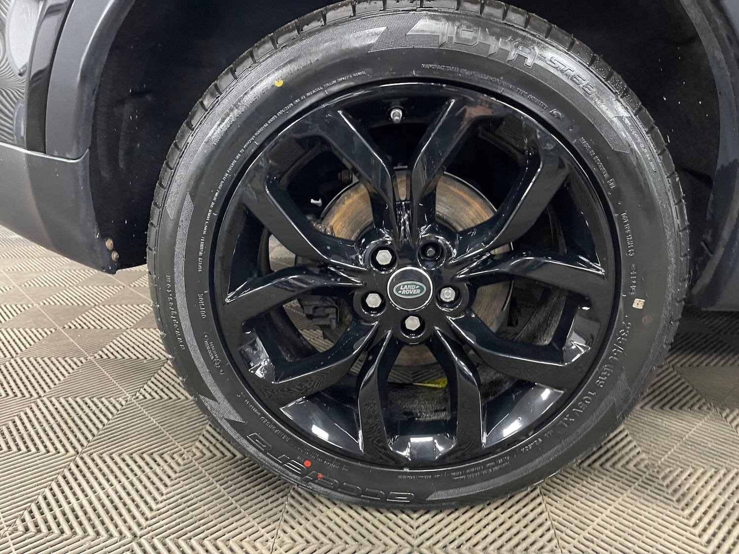 Used Land Rover Discovery Sport 2019 for sale - 77658794: Photo 46