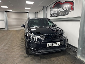 Used Land Rover Discovery Sport 2019 for sale - 77658794: Photo