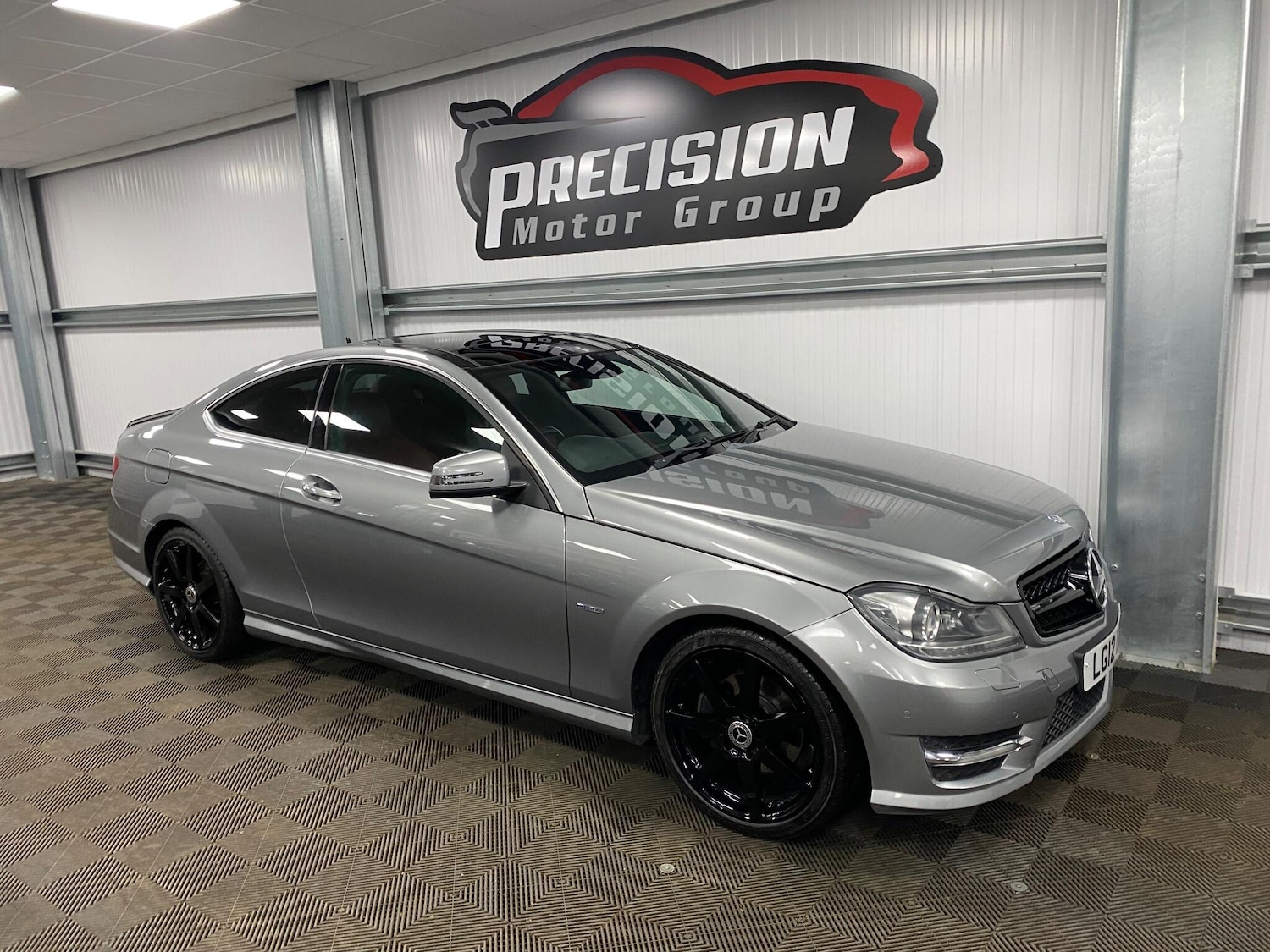 Used Mercedes-Benz C Class 2012 for sale - 77230092: Photo 3