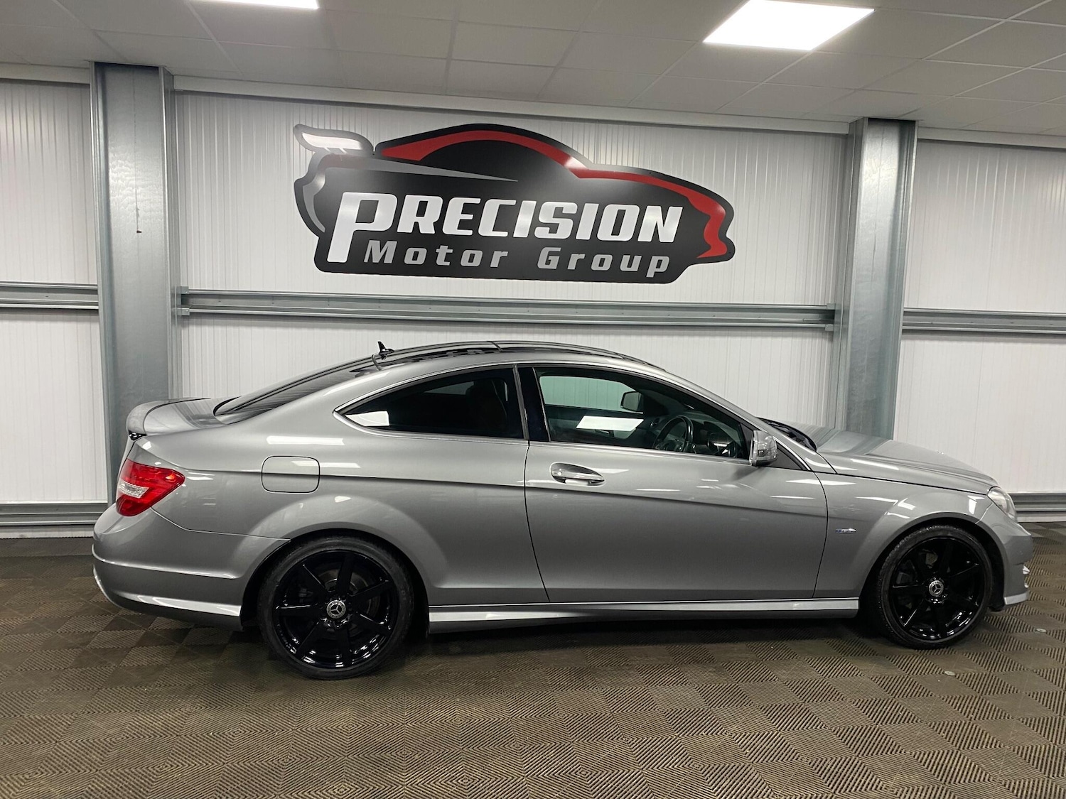 Used Mercedes-Benz C Class 2012 for sale - 77230092: Photo 4