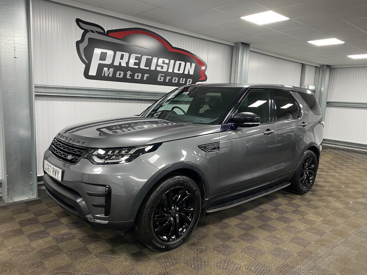 Used Land Rover Discovery 2017 for sale - 77163639: Photo 14