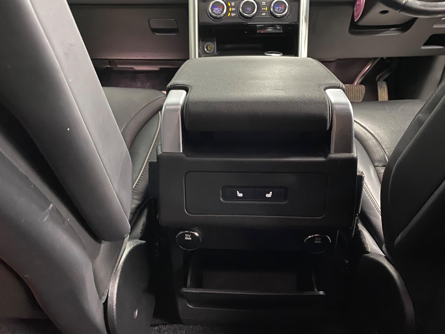 Used Land Rover Discovery 2017 for sale - 77163639: Photo 45