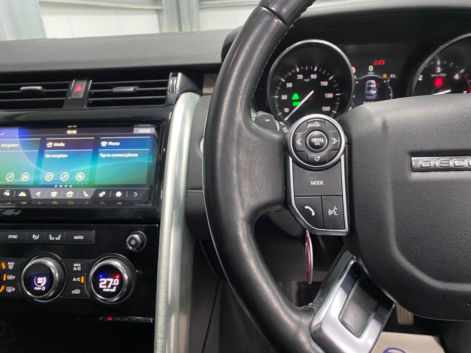 Used Land Rover Discovery 2017 for sale - 77163639: Photo 46