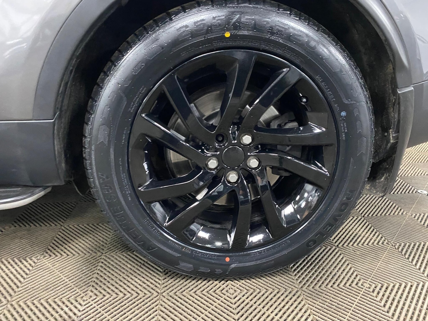 Used Land Rover Discovery 2017 for sale - 77163639: Photo 52