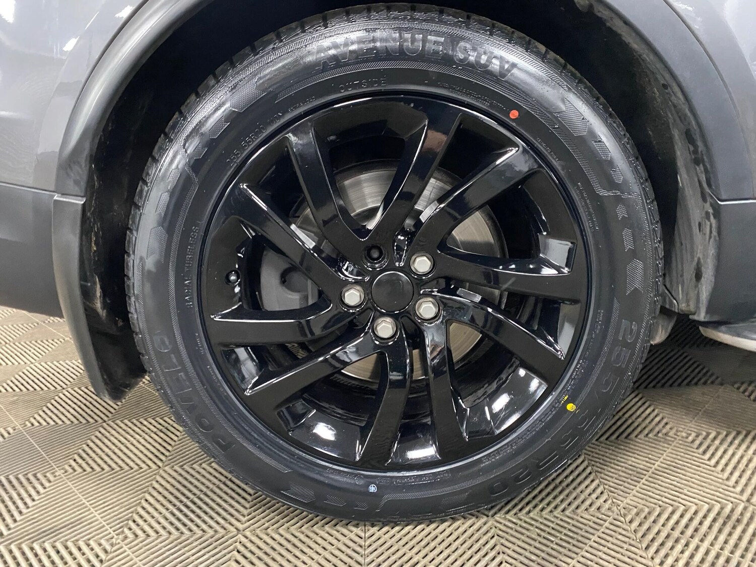 Used Land Rover Discovery 2017 for sale - 77163639: Photo 54