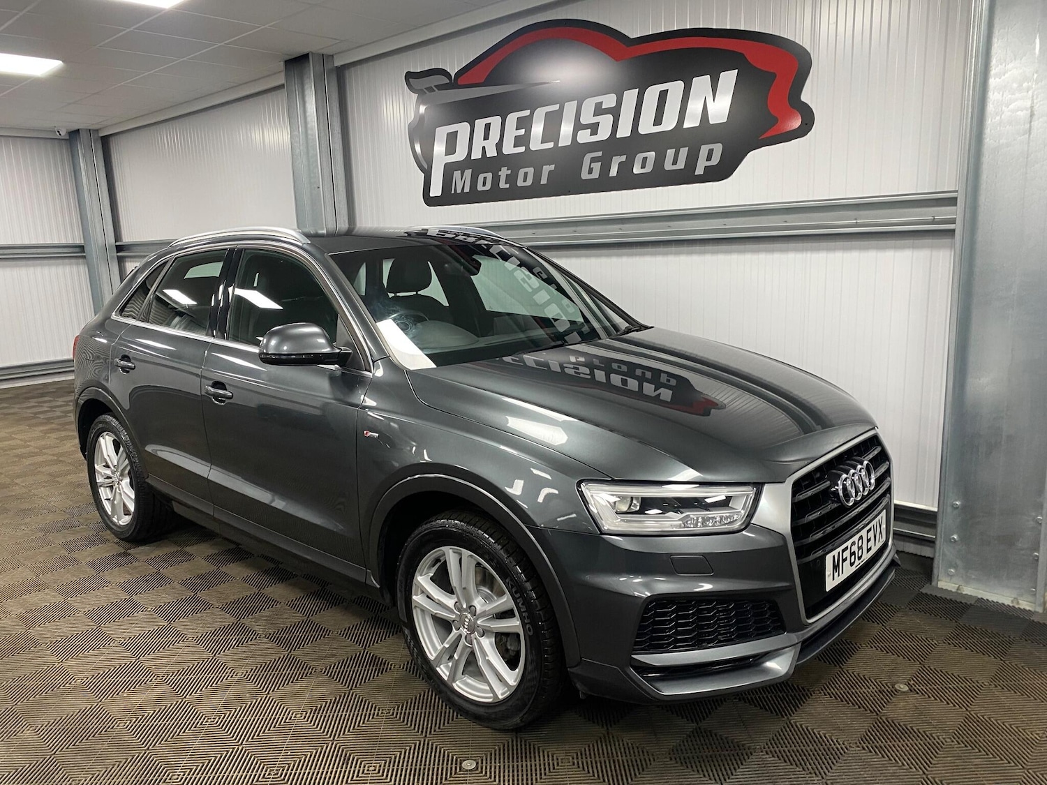 Used Audi Q3 for sale - 77229342: Photo 2