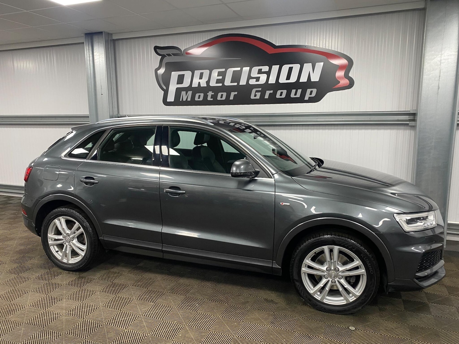 Used Audi Q3 for sale - 77229342: Photo 29