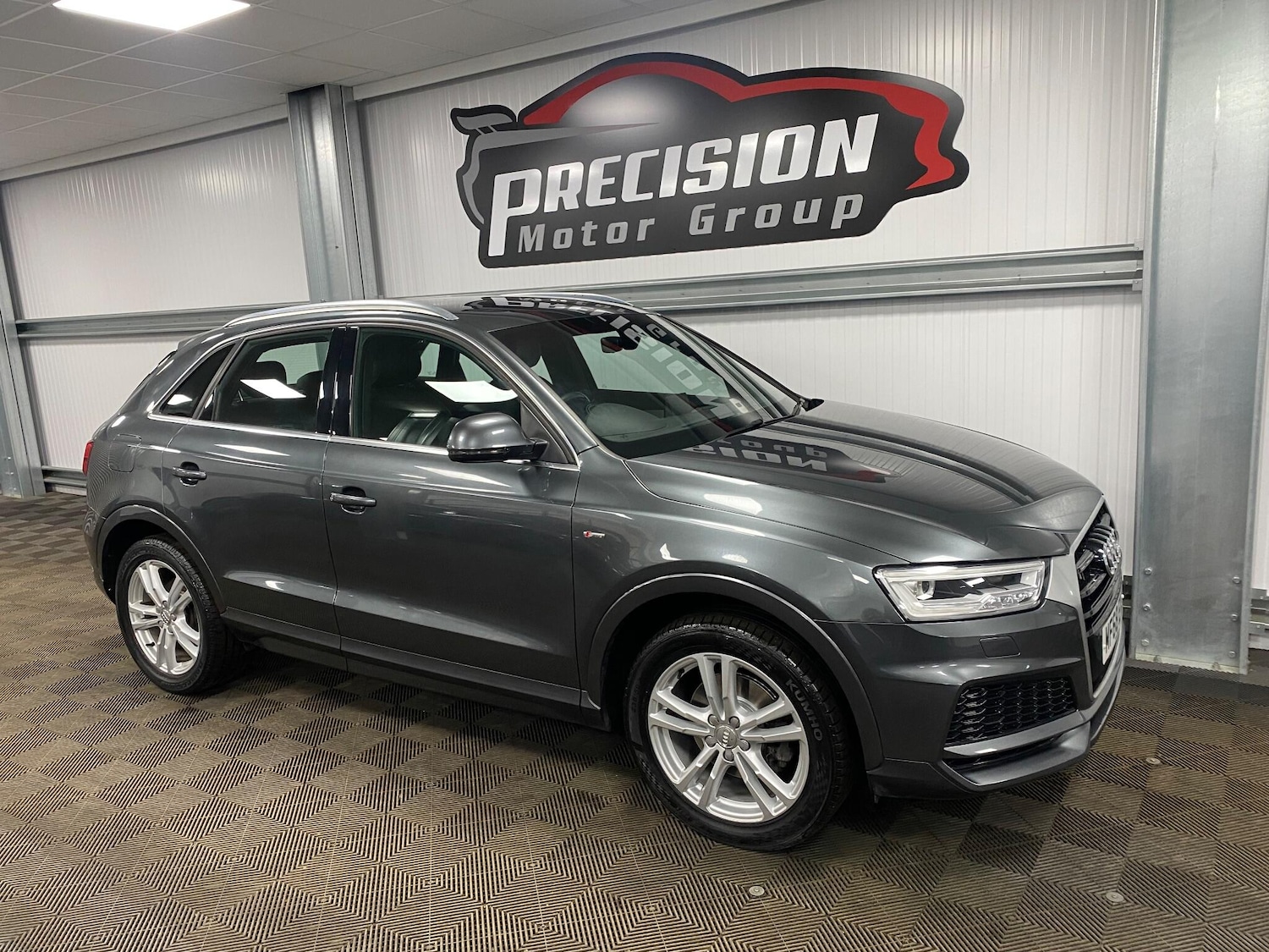Used Audi Q3 for sale - 77229342: Photo 3